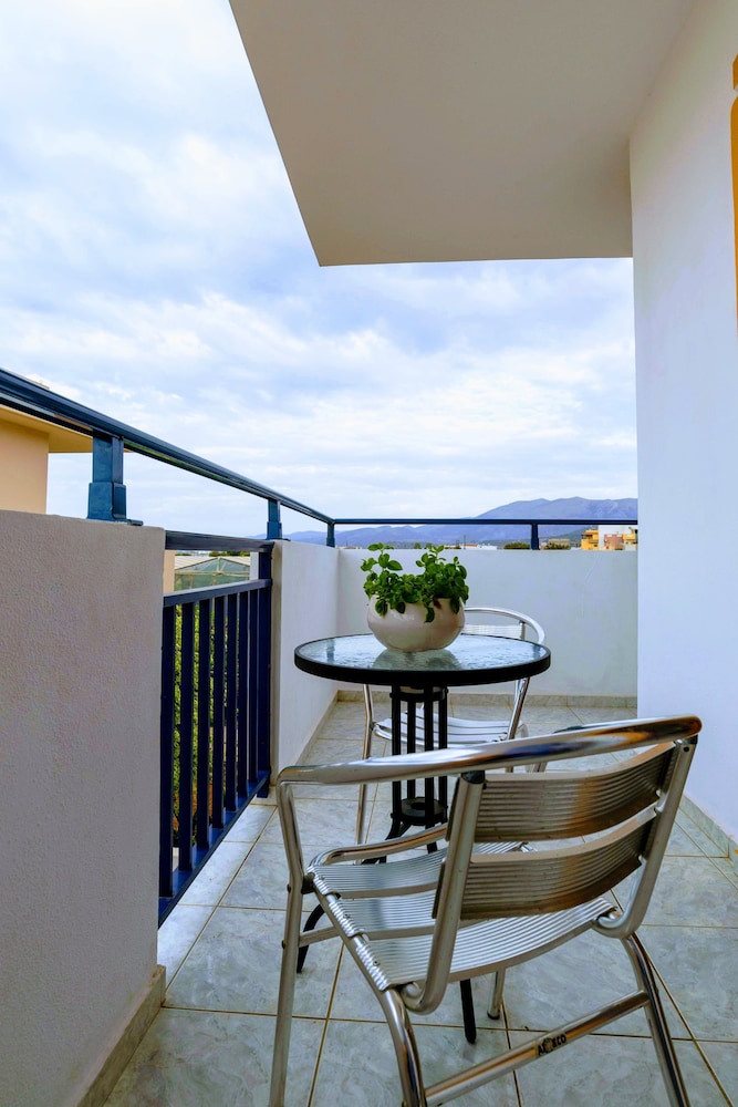 

Bologna - Malia - Eltina Apartments