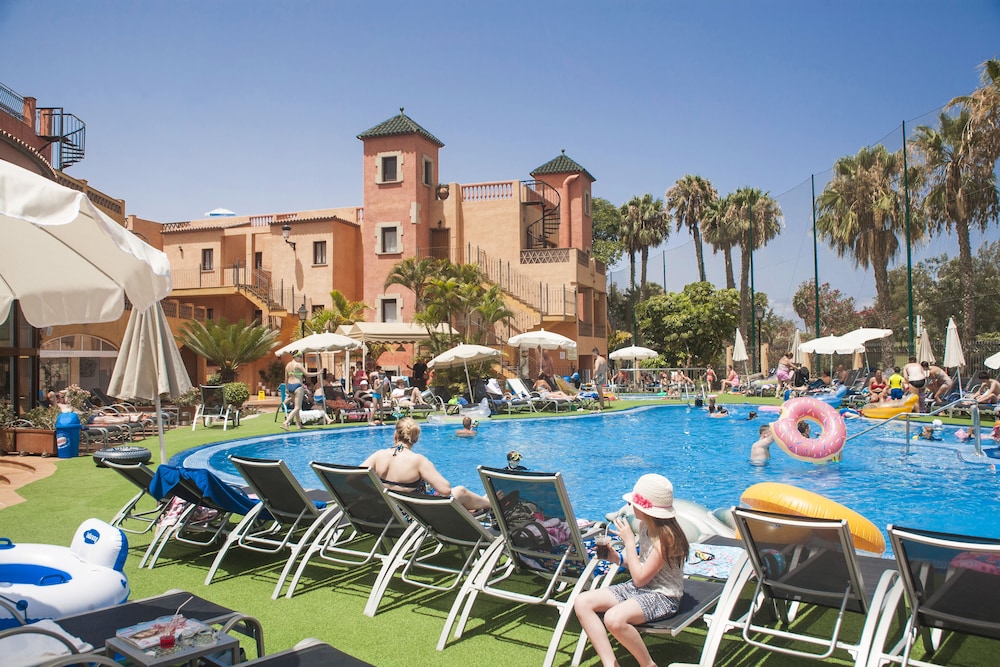 

Torino - Playa Fañabe - Hotel Villa Mandi Golf Resort
