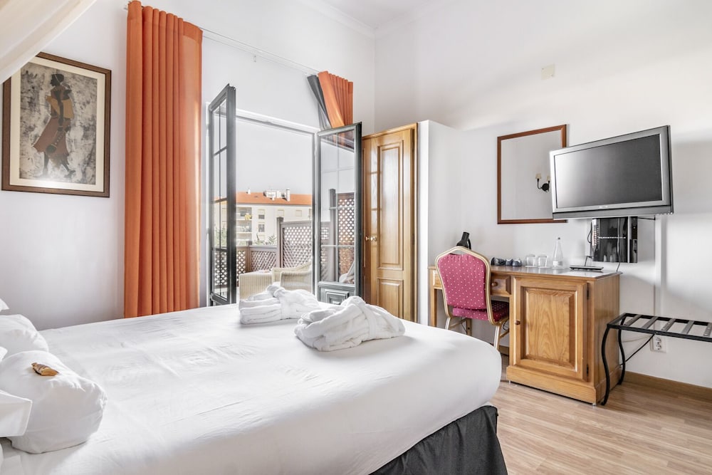 

Milano - Sines - Hotel Dom Vasco