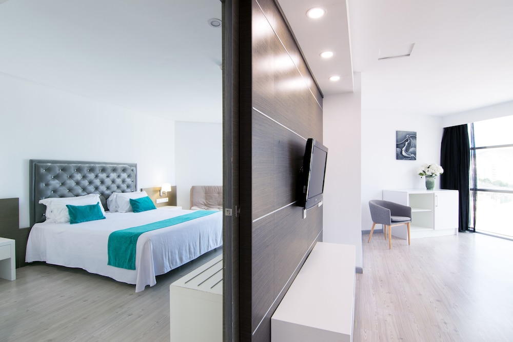 

Bologna - Cullera - Cullera Holiday Hotel