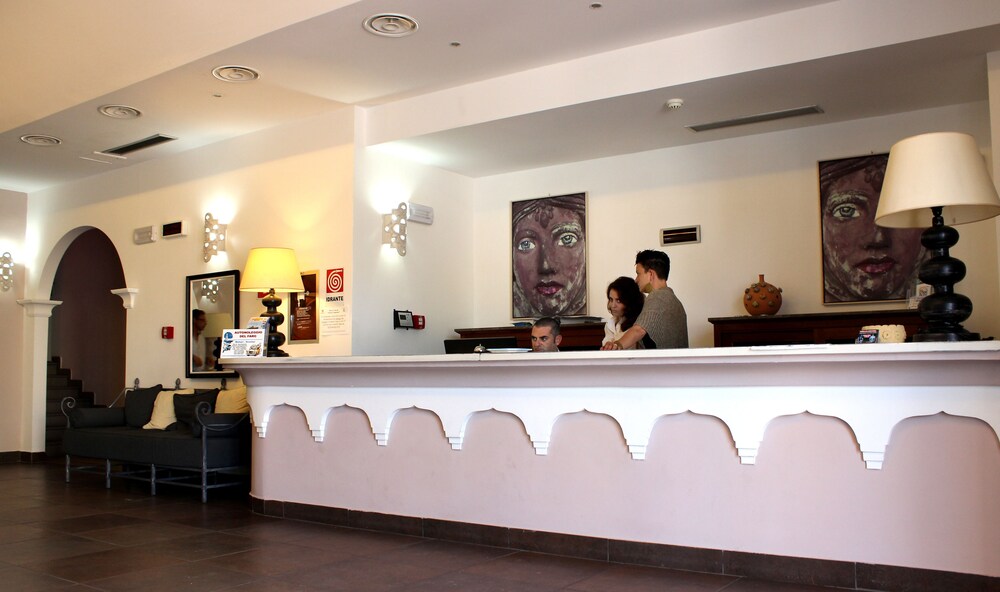 

Napoli - Lampedusa - Hotel O'scià