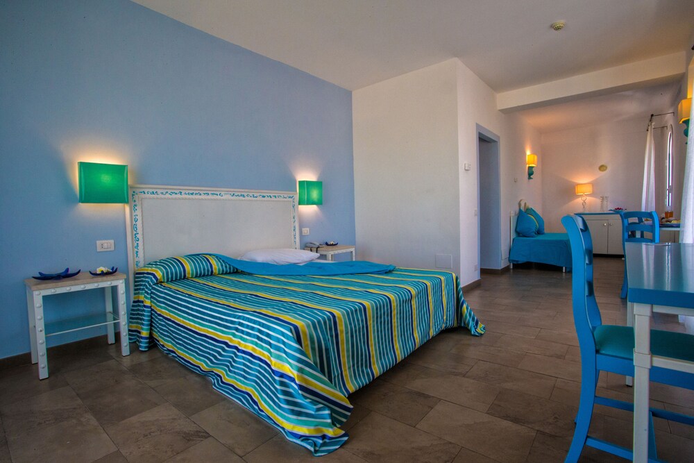 

Roma - Lampedusa - Hotel O'scià