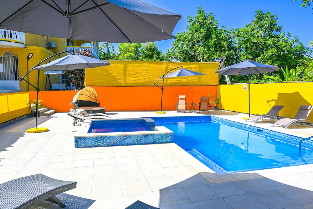 

Napoli - Rose Hall - Takuma Boutique Hotel Rooms & Suites Jamaica