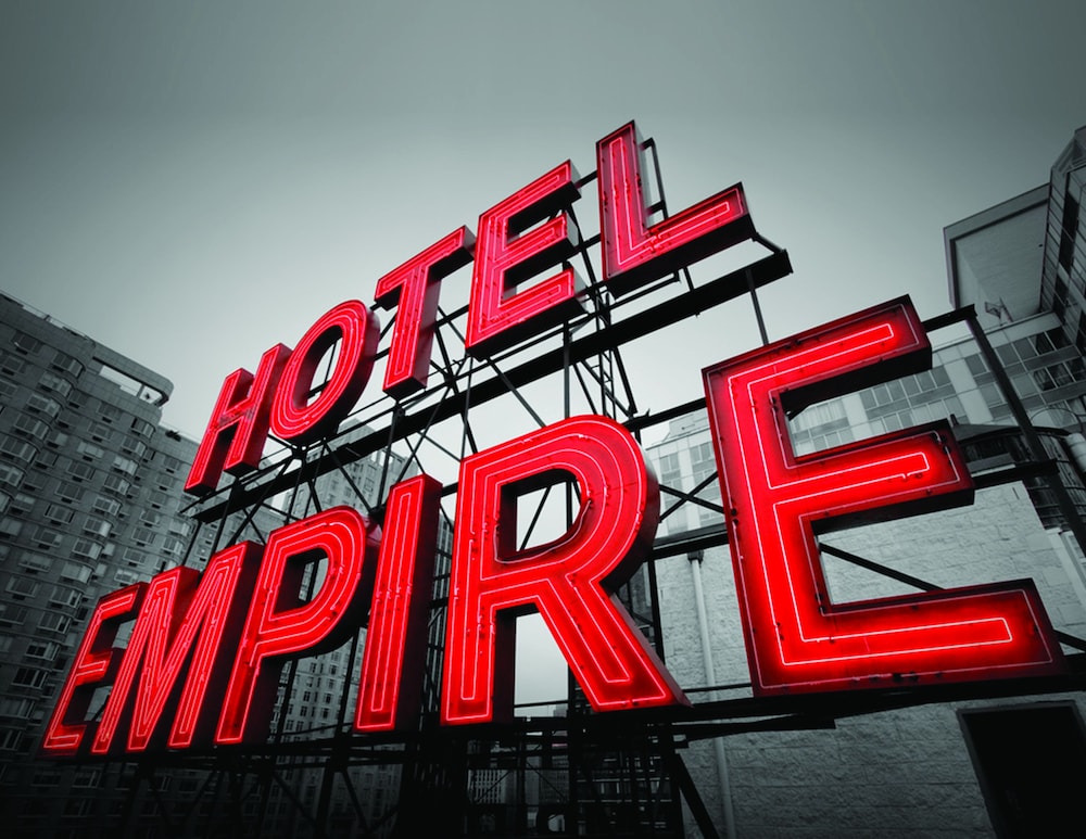

Roma - Long Island City - Empire Hotel