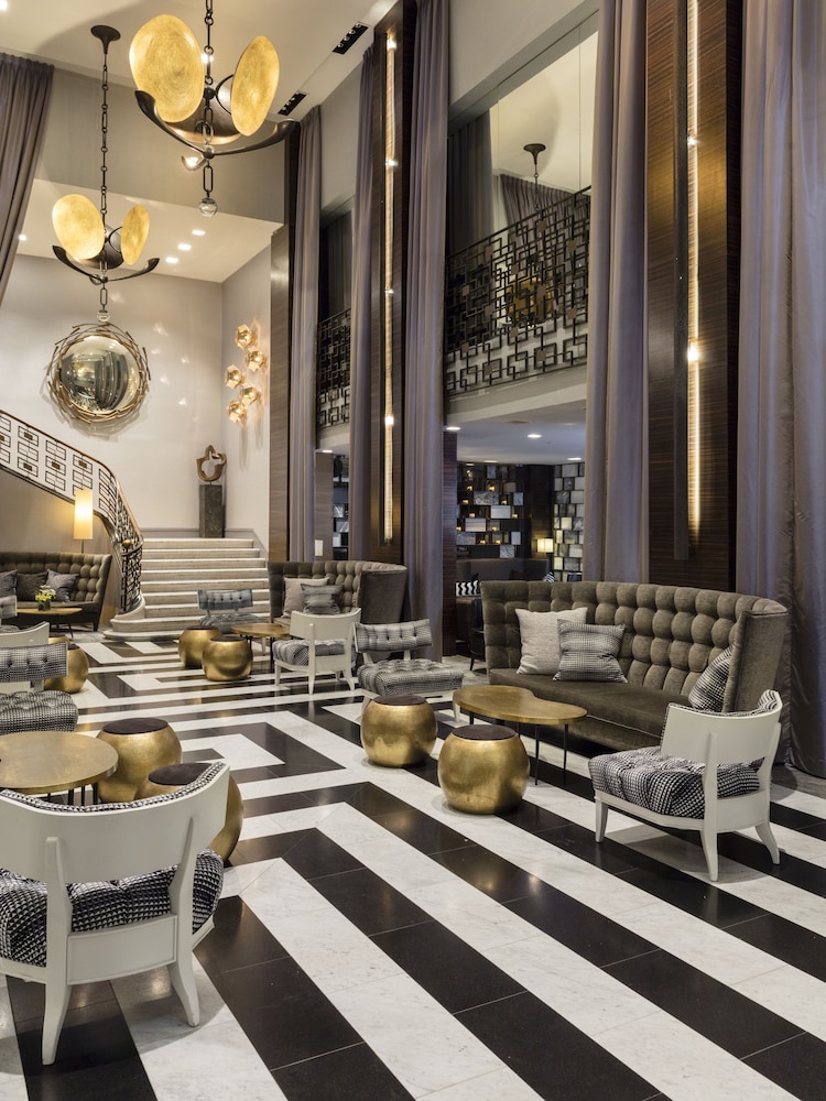 

Milano - Long Island City - Empire Hotel
