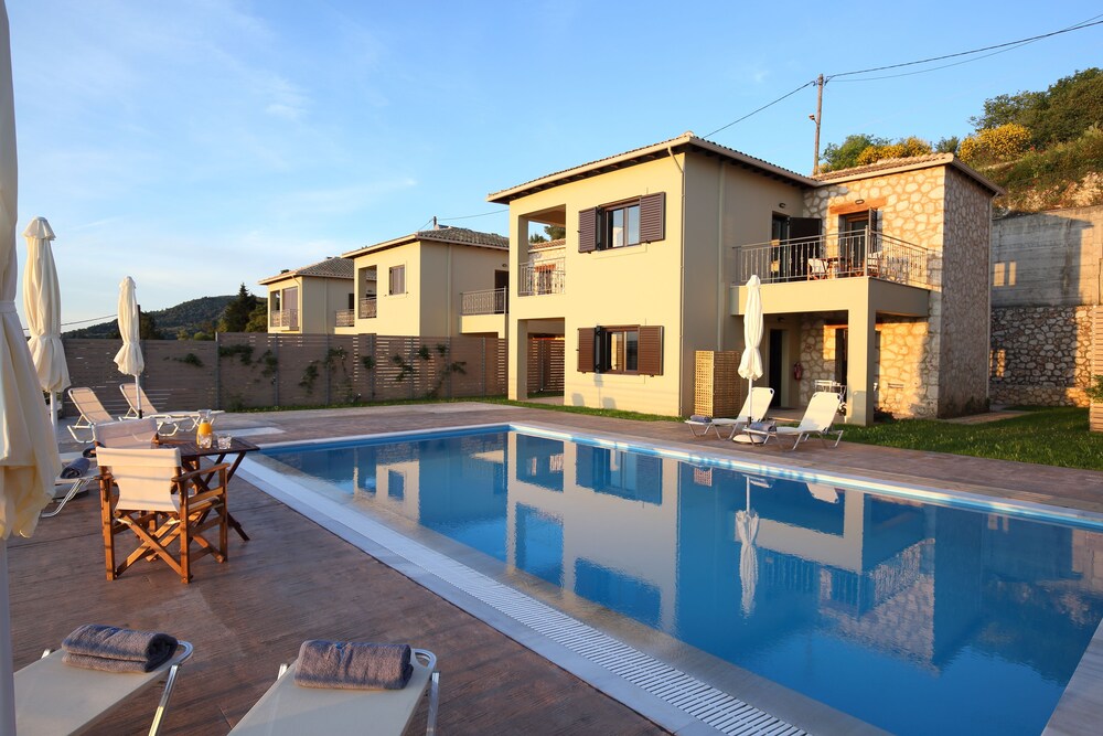 

Bari - Leucade - Villas On The Clouds