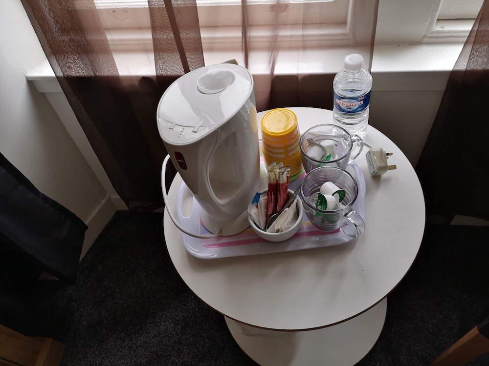 

Milano - Scozia, Regno Unito - Claredon Hotel