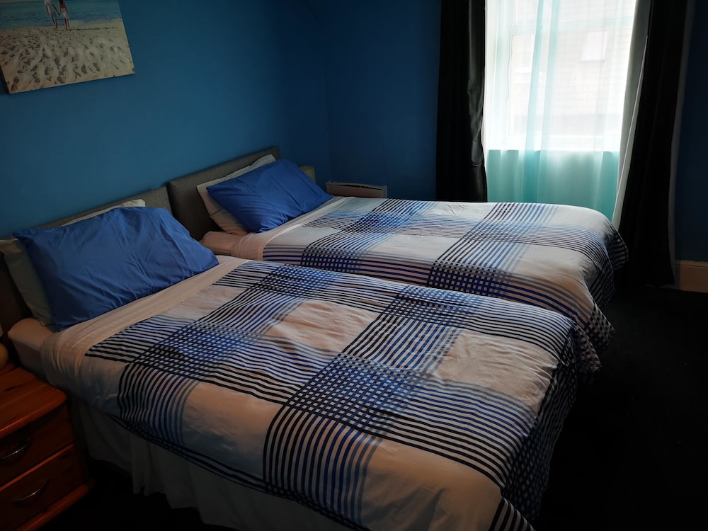 

Bologna - Oban - Claredon Hotel