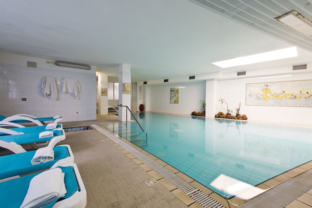 

Palermo - Ischia - Av Club Terme Colella