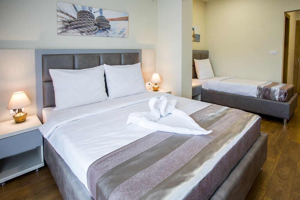 

Roma - Kamenari - Hotel Olimpija plus