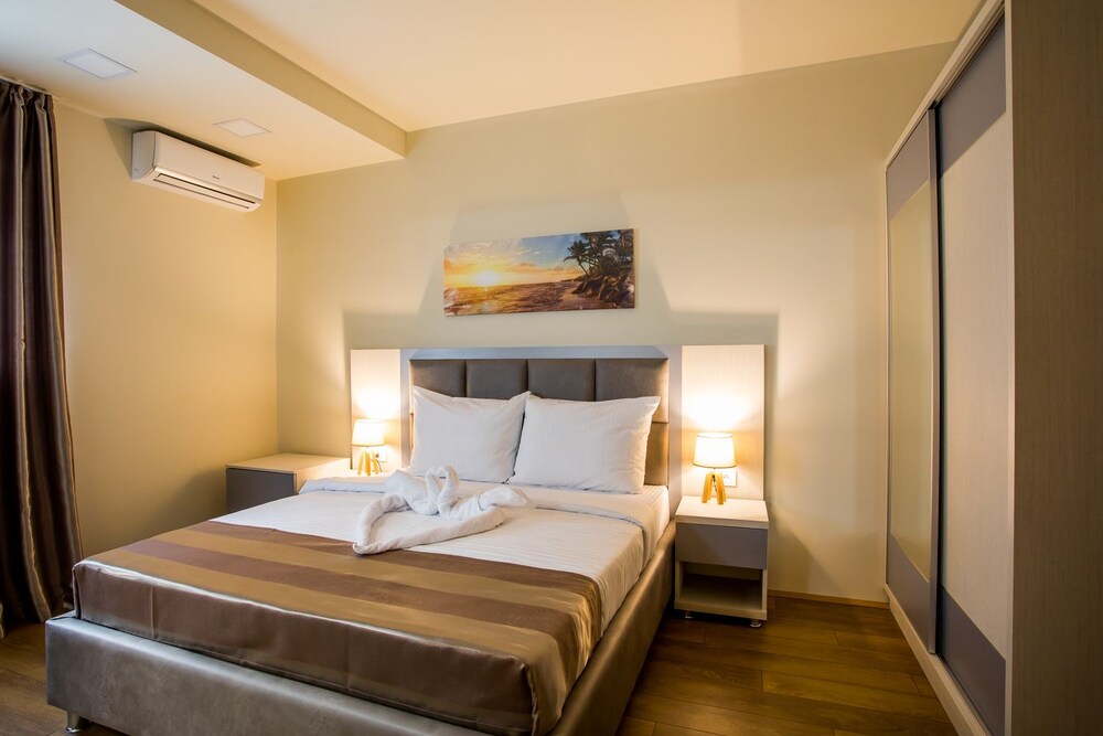 

Milano - Herceg Novi - Hotel Olimpija plus