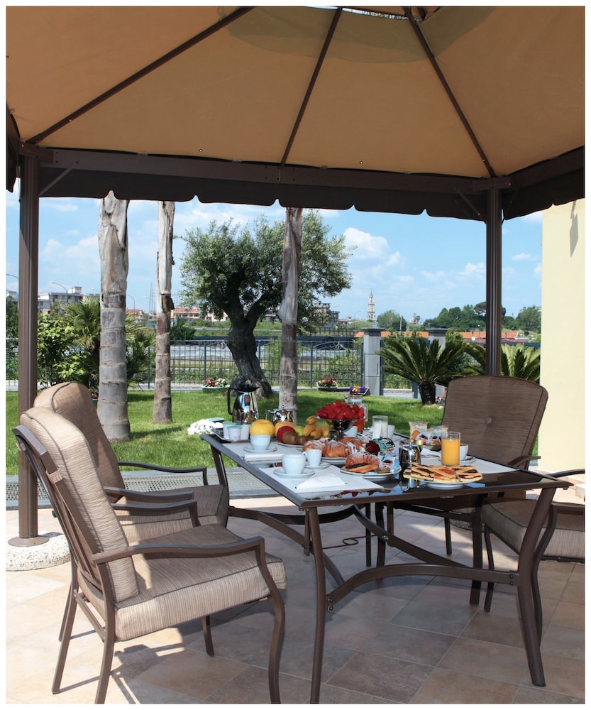 

Venezia - Pompei - Hotel Visagi