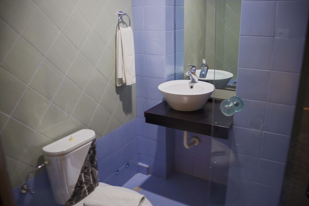 

Milano - Ksamil - Hotel Livia