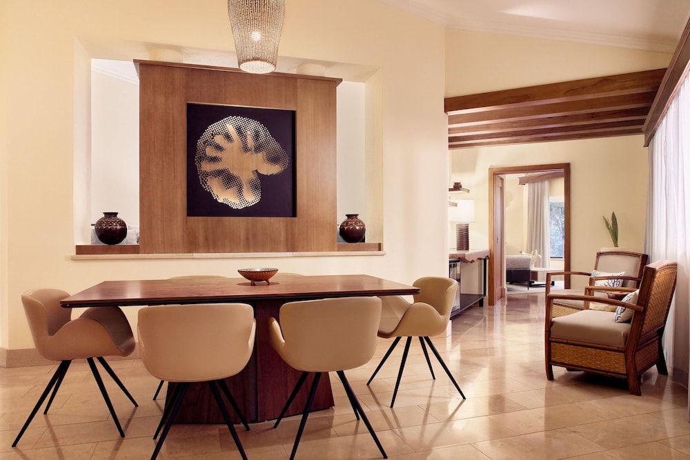

Milano - Cabo Velas - The Westin Reserva Conchal, an All-Inclusive Golf Resort & Spa
