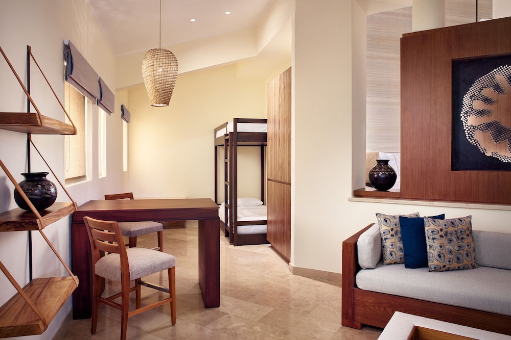 

Milano - Cabo Velas - The Westin Reserva Conchal, an All-Inclusive Golf Resort & Spa