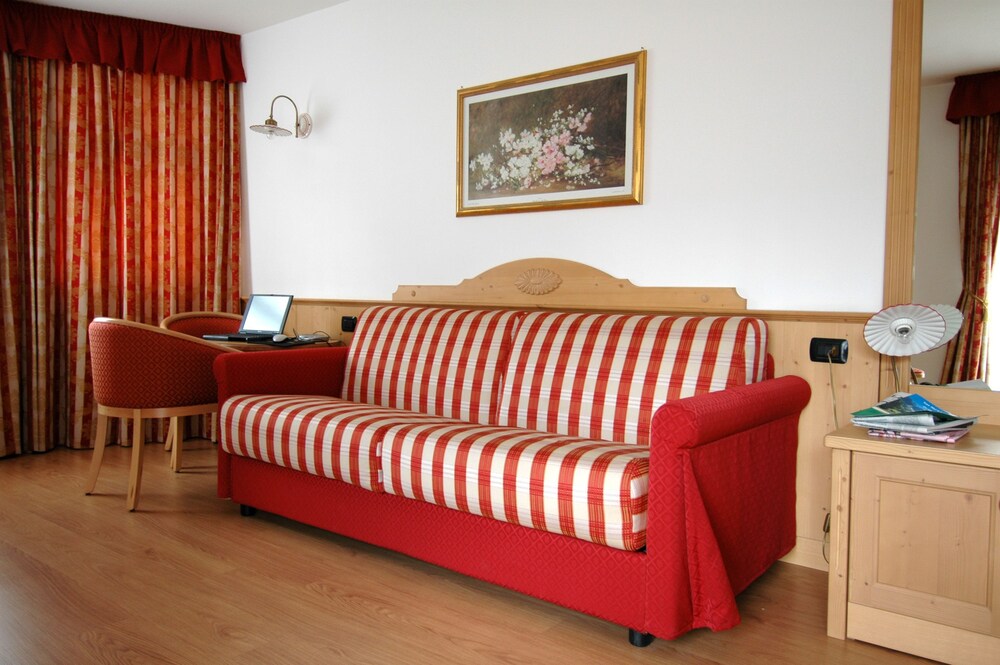 

Napoli - San Martino di Castrozza - Residence Pez Gajard