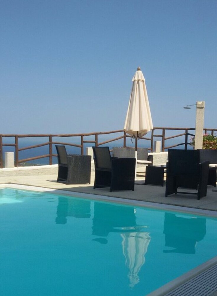 

Napoli - Budoni - Hotel Castello Budoni