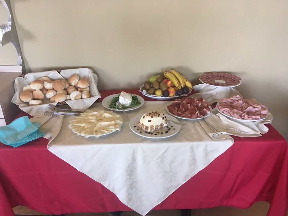 

Lamezia Terme - San Teodoro - Hotel Castello Budoni