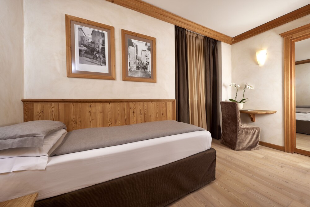 

Catania - Bormio - Hotel Rezia