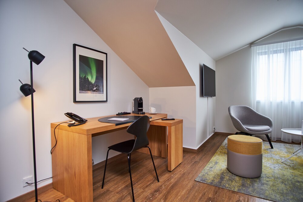 

Milano - Reykjavik, Aeroporto di Keflavík - Hotel Berg by Keflavik Airport