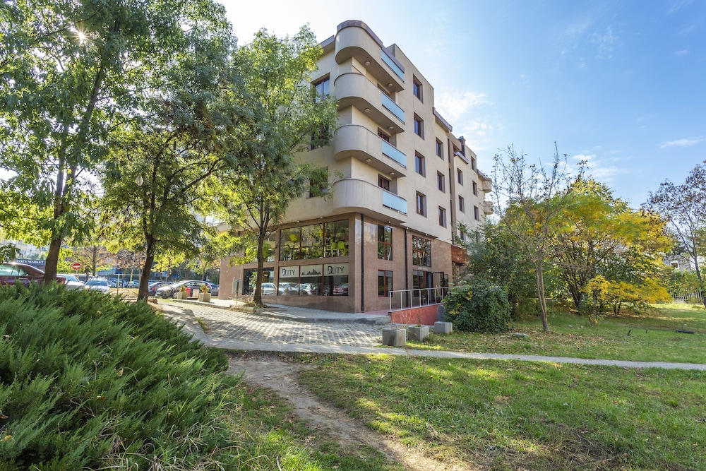 

Bologna - Sofia - CityHome Aparthotel