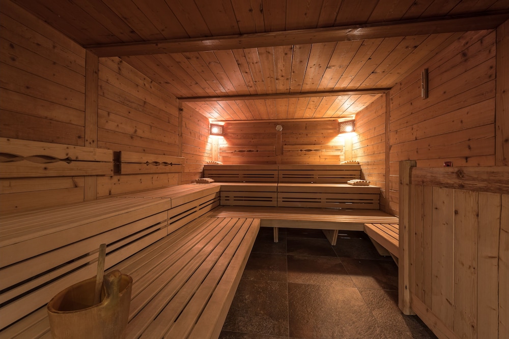 

Catania - Saalbach - Hotel Leonhard