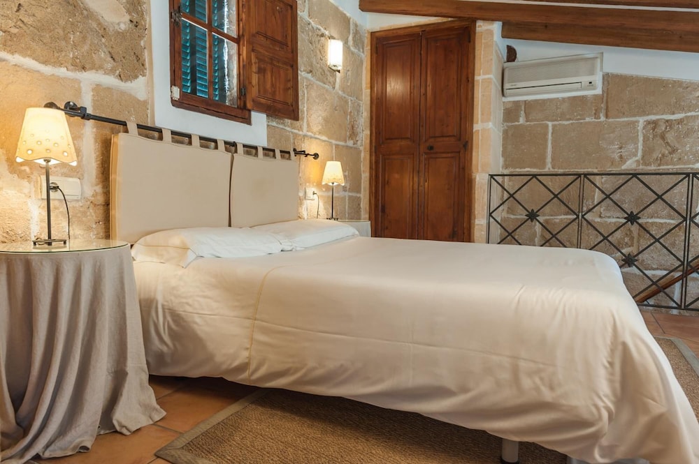 

Milano - Puerto De Alcudia, Mallorca - Hotel Can Simo