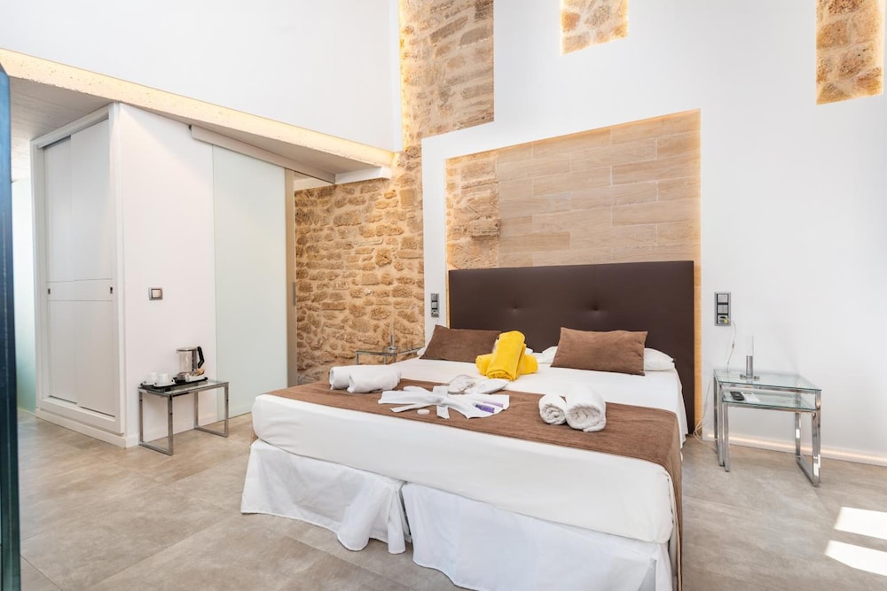 

Roma - Puerto De Alcudia, Mallorca - Hotel Can Simo
