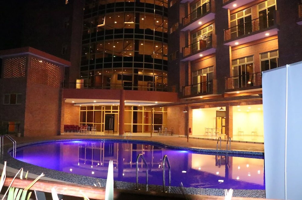 

Milano - Kigali - Sainte Famille Hotel