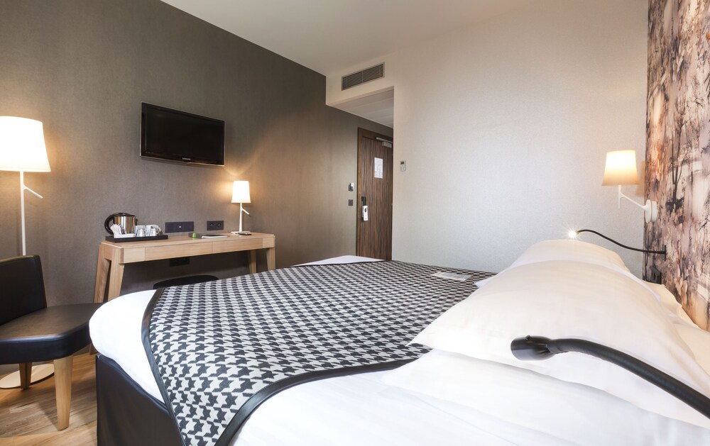 

Napoli - Versailles - Hotel Acanthe - Boulogne Billancourt