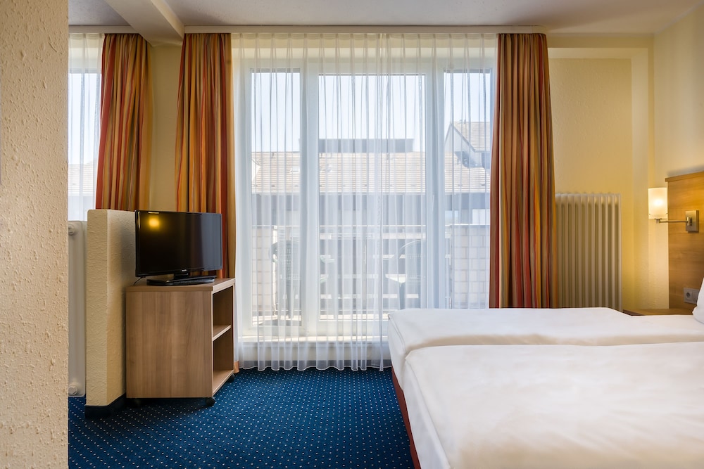 

Roma - Bonn - acora Bonn Living the City