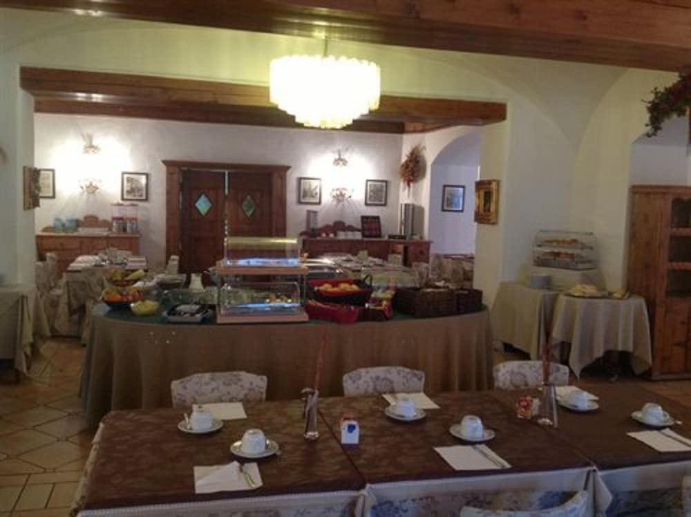 

Roma - Cortina d'Ampezzo - Hotel Aquila