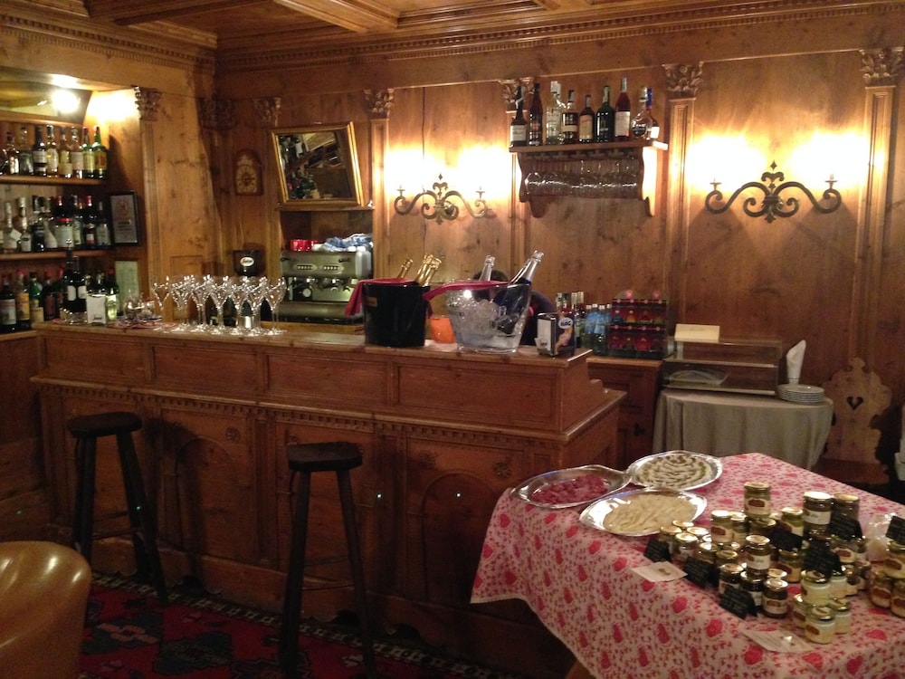 

Roma - Cortina d'Ampezzo - Hotel Aquila