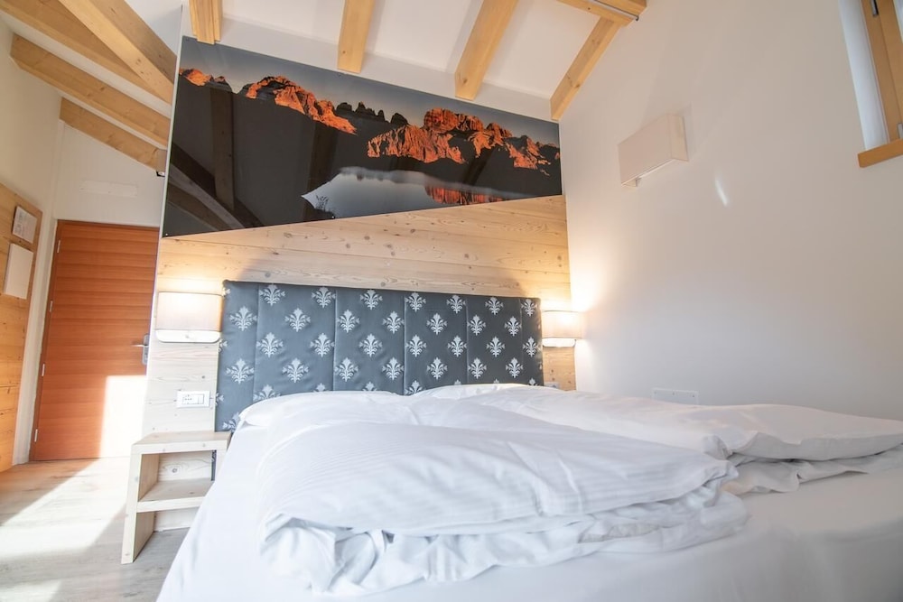 

Bologna - Madonna di Campiglio - Hotel Eccher 3 stelle Superior