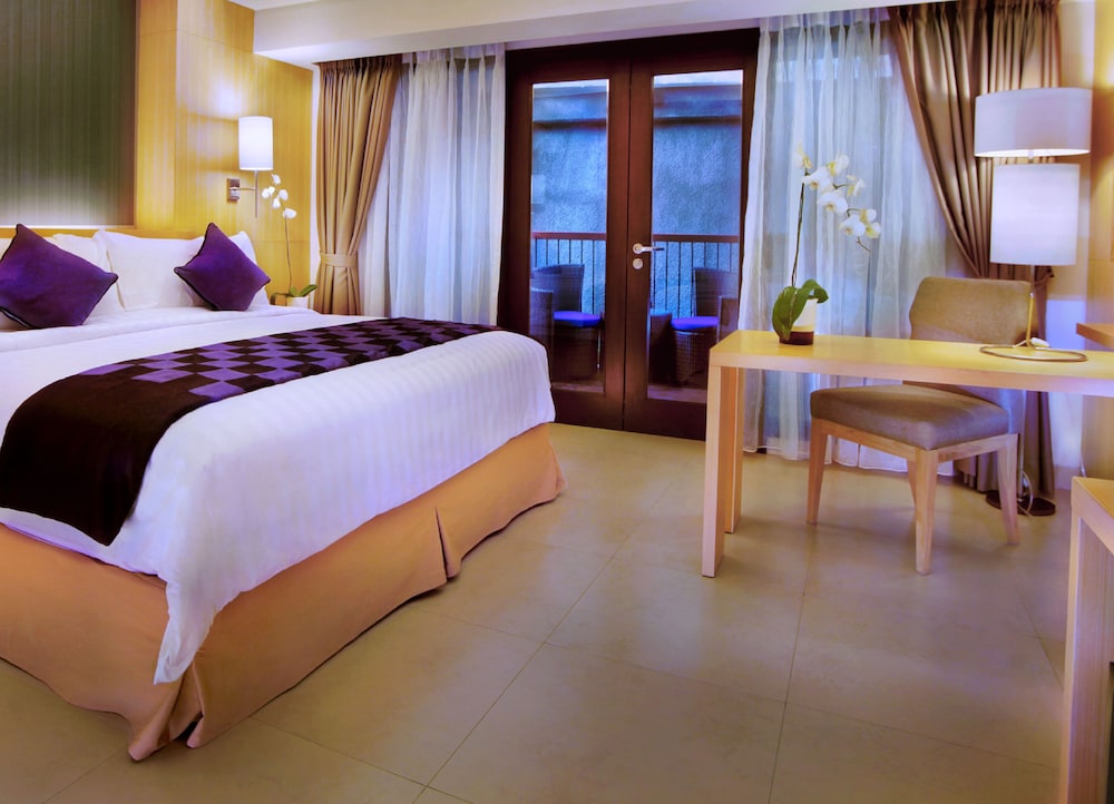 

Roma - Kuta - Bali - Quest Hotel Kuta by ASTON