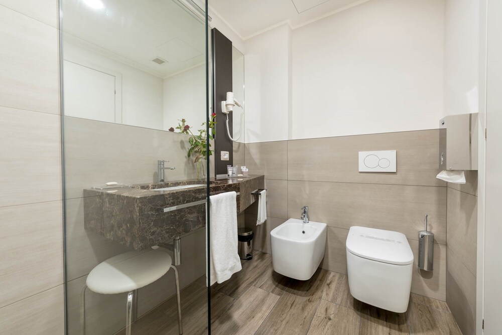 

Palermo - Villafranca di Verona - DB Hotel Verona Airport and Congress