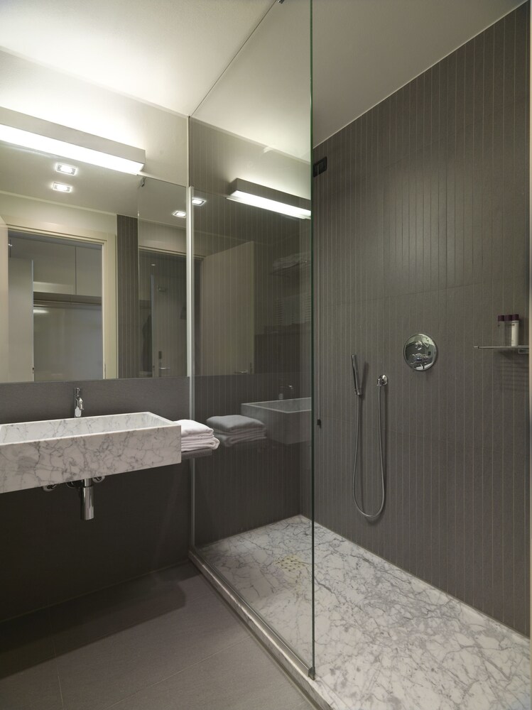 

Napoli - Verona - DB Hotel Verona Airport and Congress