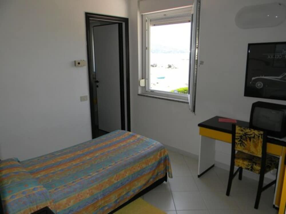 

Catania - La Maddalena - Hotel Nido D'aquila
