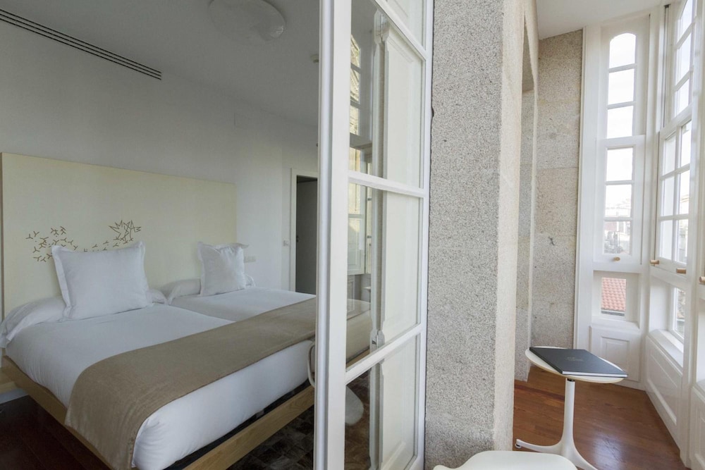

Milano - Santiago de Compostela - Hotel Pazo de Altamira