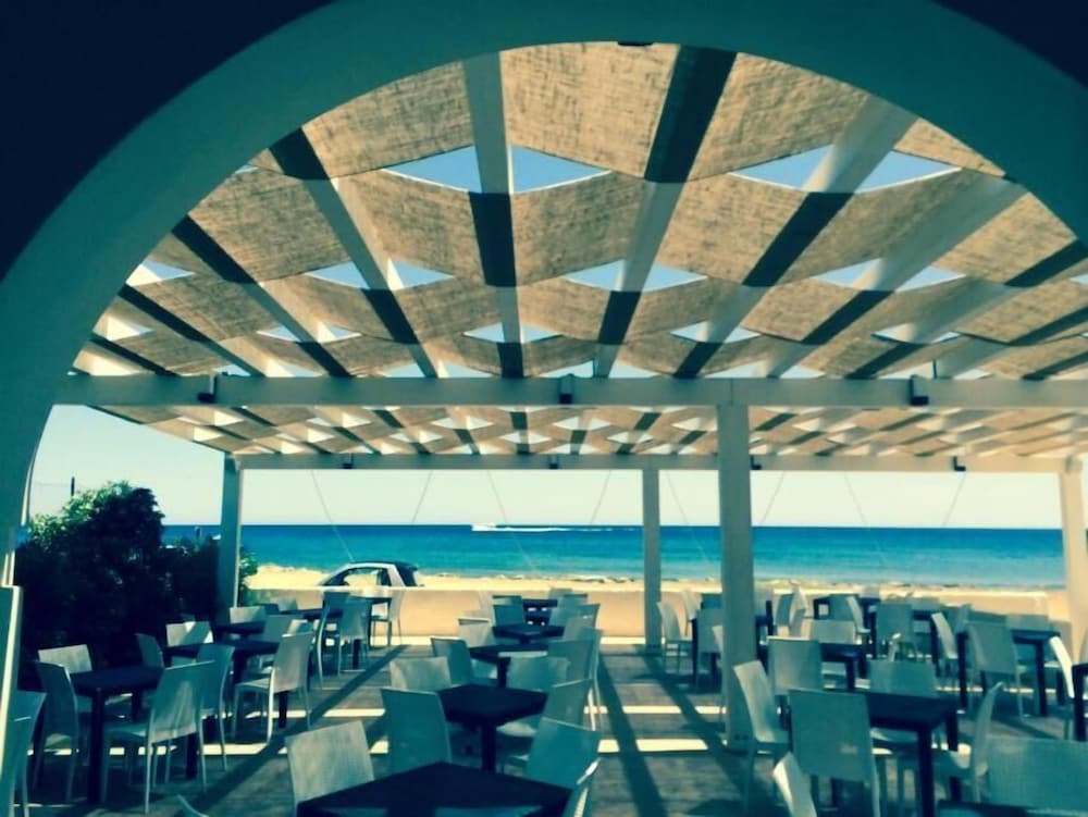 

Milano - Noto Marina - Hotel Calabernardo Noto Marina