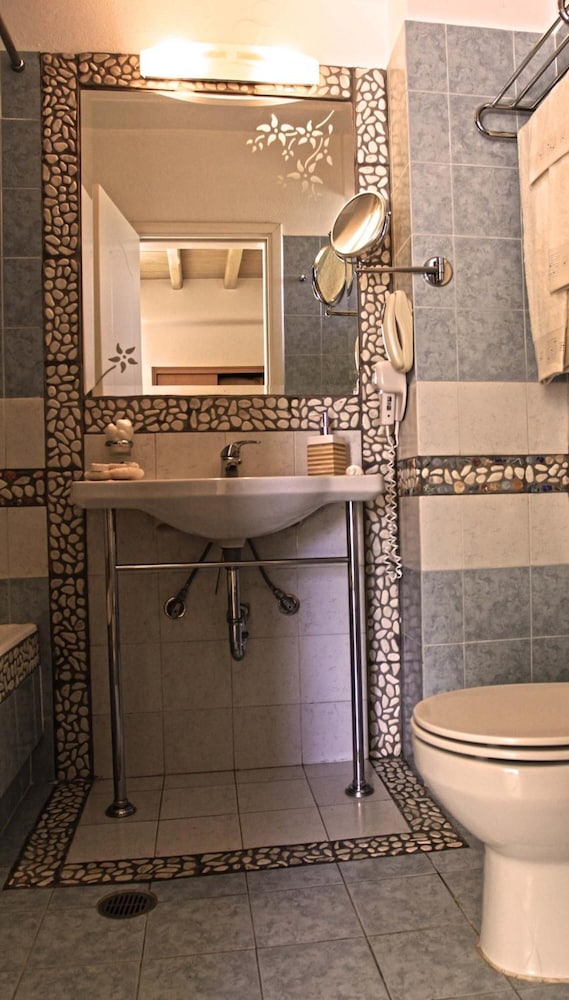 

Roma - Agios Sostis Mykonos - Hotel Anatolia