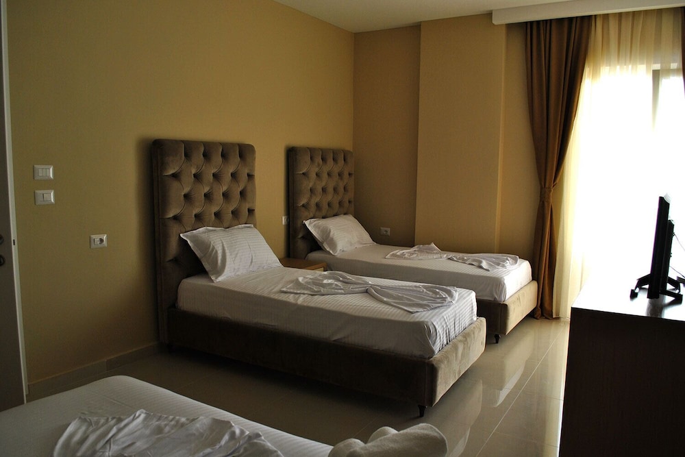 

Milano - Lezhë - Hotel Frojd