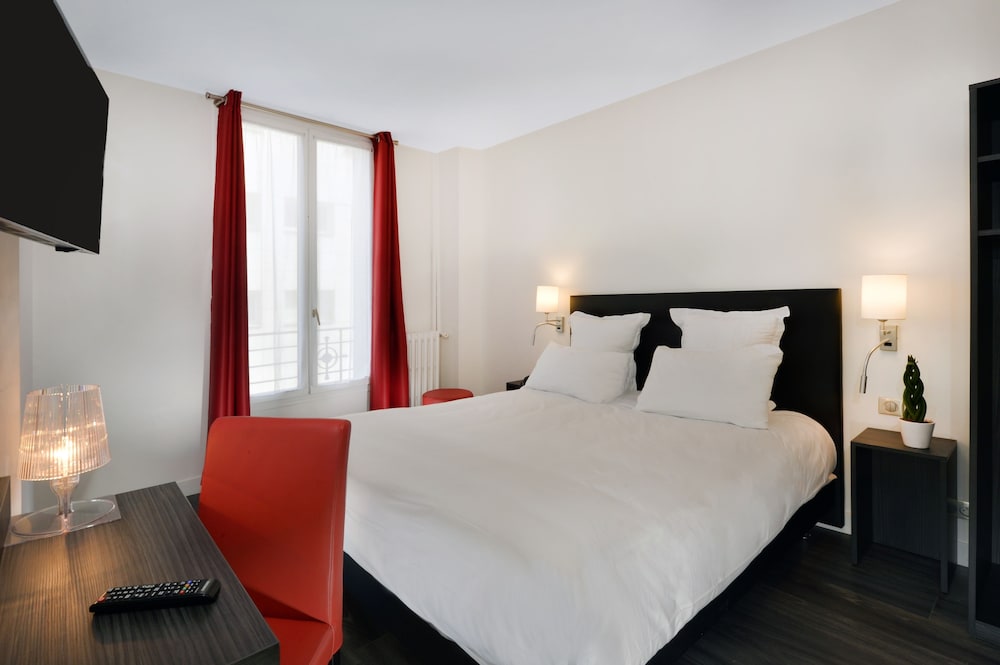 

Catania - Suresnes - Hotel Douglas