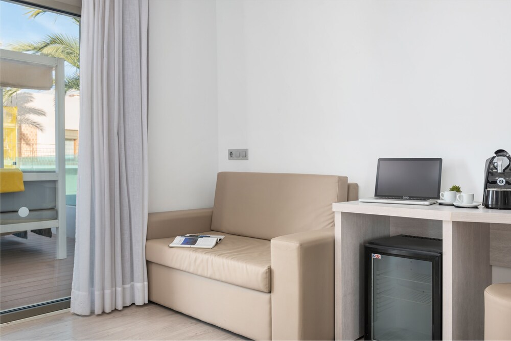 

Catania - Alcudia - Llaut Boutique Hotel