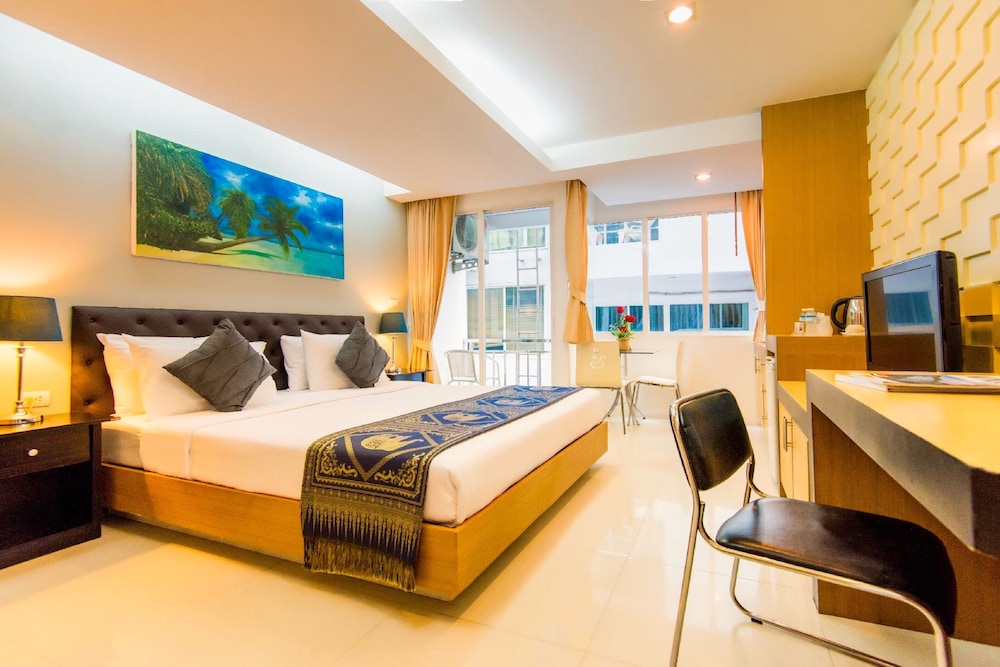 

Roma - Kamala Beach - Hallo Patong Hotel