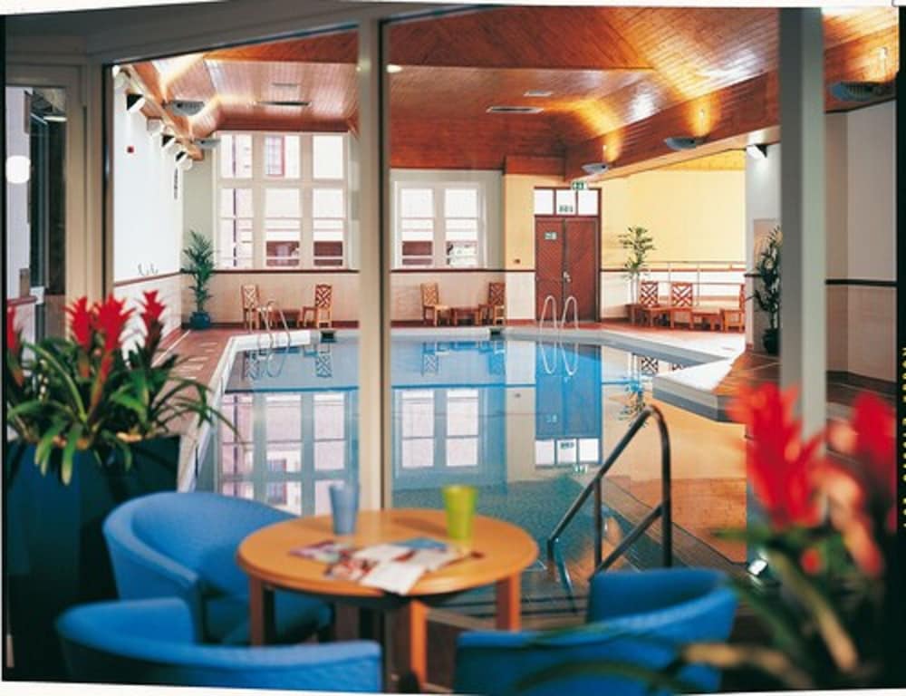 

Palermo - Stirling - Stirling Highland Hotel- Part of the Cairn Collection