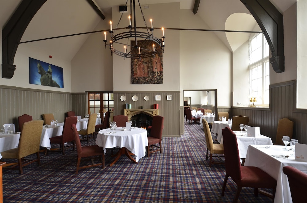 

Verona - Stirling - Stirling Highland Hotel- Part of the Cairn Collection