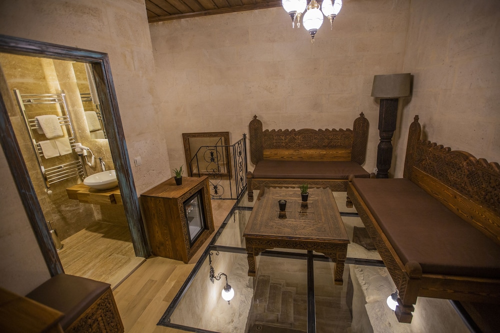 

Napoli - Ayvalı - Sinasos Star Hotel
