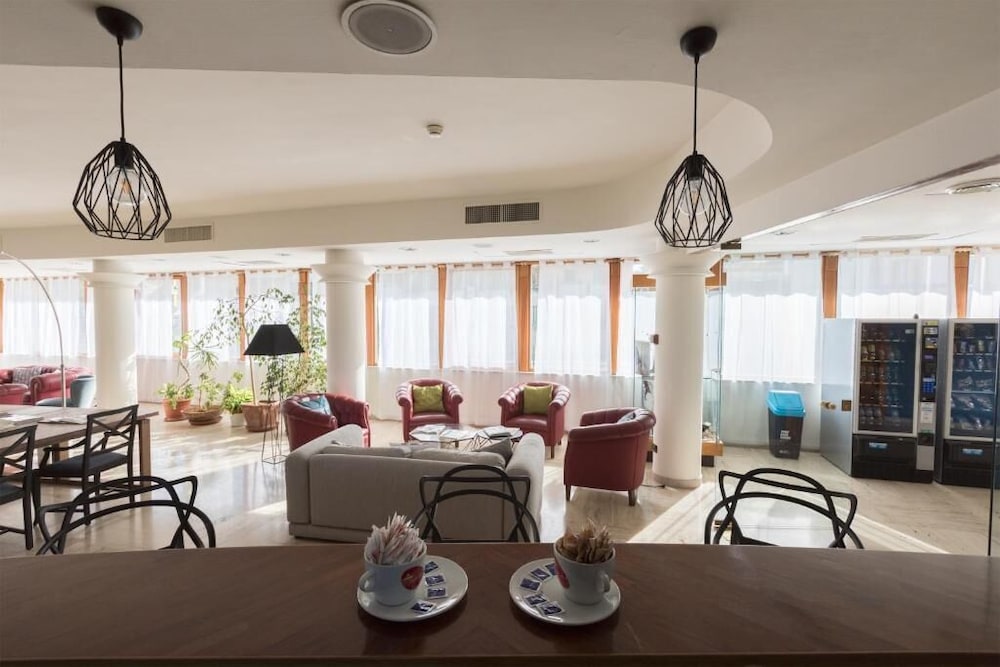

Torino - Giovinazzo - Hotel La Baia