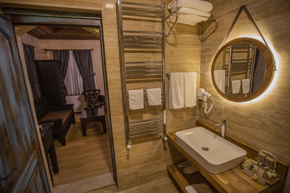 

Napoli - Ayvalı - Sinasos Star Hotel